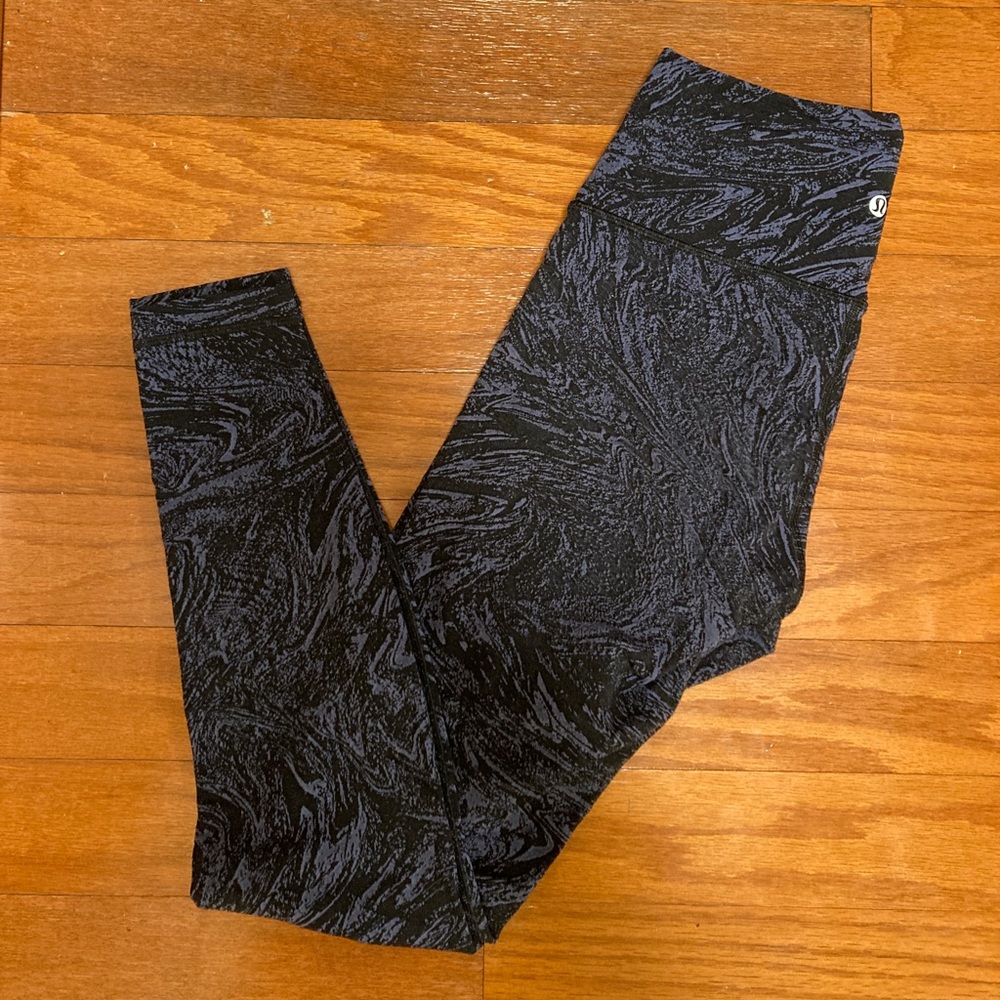 Lululemon Marbled Legging Size 8